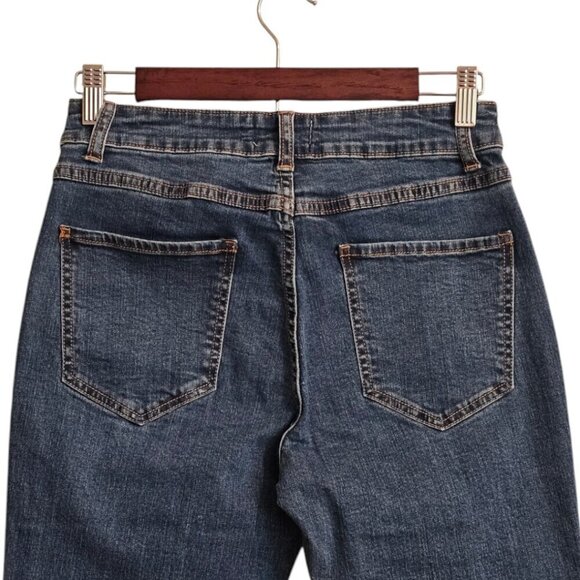 Uniq by Litz NWT Light Wash High Rise Raw Hem Flare Leg Jeans Sz 29 - Picture 4 of 9